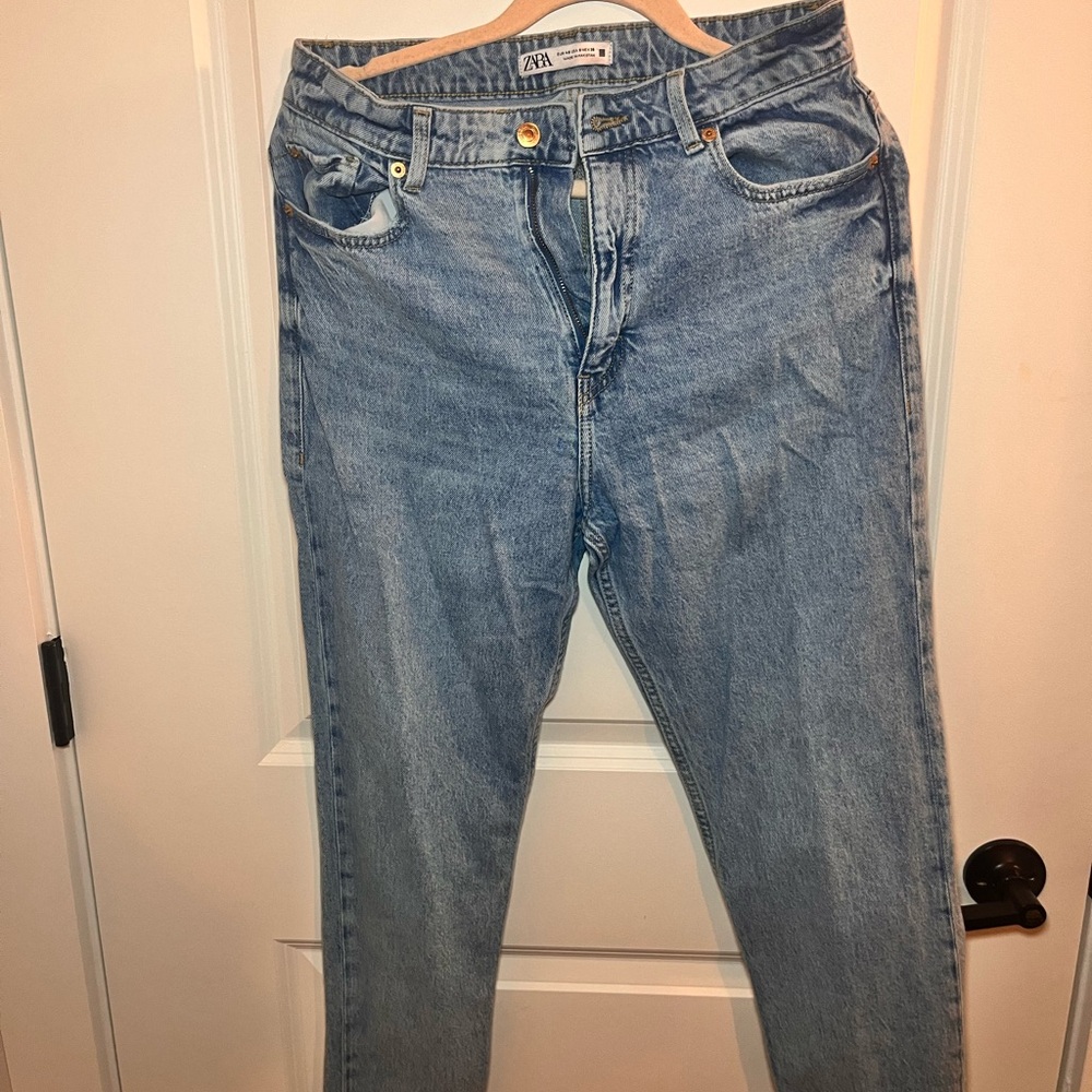 Zara Blue Straight Leg Jeans Classic Style
